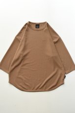画像2: AXESQUIN -modified- (アクシーズクインモディファイド) QD ECO WAFFLE FOOTBALL TEE [MOCHA] (2)