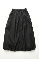 画像2: AXESQUIN -modified- (アクシーズクインモディファイド) NYLON TAFFTA EASY SKIRT [BLACK] (2)