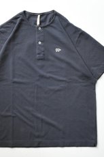画像1: SCYE BASICS (サイベーシックス) Cotton Pique Henley Neck Shirt [DARK GREY] (1)