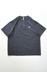 画像2: SCYE BASICS (サイベーシックス) Cotton Pique Henley Neck Shirt [DARK GREY] (2)