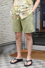画像2: patagonia (パタゴニア) メンズ・コーデュロイ・バレー・ショーツ [GUMTREE GREEN] (2)