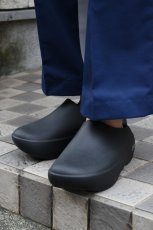 画像13: OOFOS (ウーフォス) OOcloog PLUS [BLACK] (13)