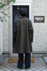 画像7: SCYE BASICS (サイベーシックス) High Density Mil Cloth Bal Collar Coat [DARK BROWN] (7)