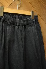 画像9: FLISTFIA (フリストフィア) Denim Tuck Trousers [FADE BLACK] (9)