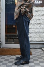 画像3: FLISTFIA (フリストフィア) Denim Tuck Trousers [FADE BLACK] (3)