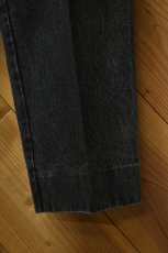 画像13: FLISTFIA (フリストフィア) Denim Tuck Trousers [FADE BLACK] (13)