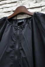 画像14: AXESQUIN -modified- (アクシーズクインモディファイド) MEETS EXCLUSIVE NYLON TAFFTA GATHER BLOUSON [BLACK] (14)