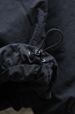 画像21: AXESQUIN -modified- (アクシーズクインモディファイド) MEETS EXCLUSIVE NYLON TAFFTA GATHER BLOUSON [BLACK] (21)