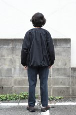 画像9: AXESQUIN -modified- (アクシーズクインモディファイド) MEETS EXCLUSIVE NYLON TAFFTA GATHER BLOUSON [BLACK] (9)