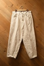 画像1: SKEWed (スキュー) COIN POCKET PANTS [CREAM] (1)