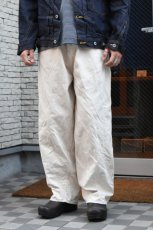 画像2: SKEWed (スキュー) COIN POCKET PANTS [CREAM] (2)