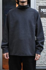 画像6: WALLA WALLA SPORT (ワラワラスポーツ) 13oz ROLL NECK TURTLE [USED BLACK] (6)