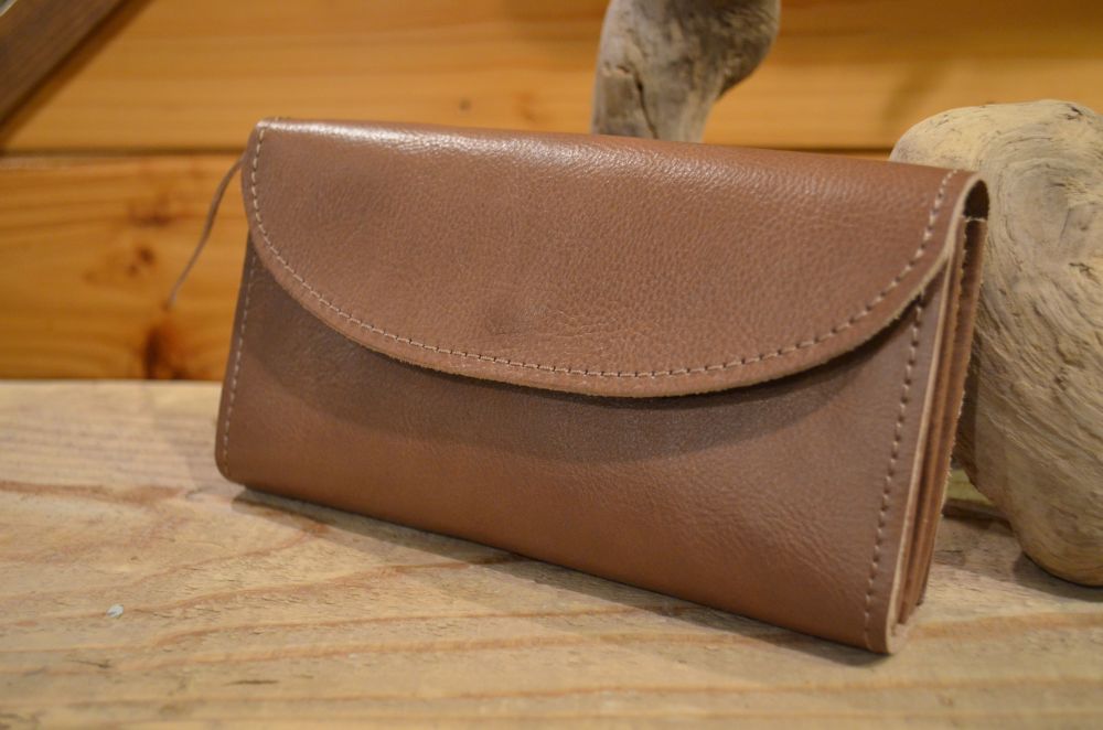 完売しておりましたThis is... Calf leather long wallet が再入荷しました
