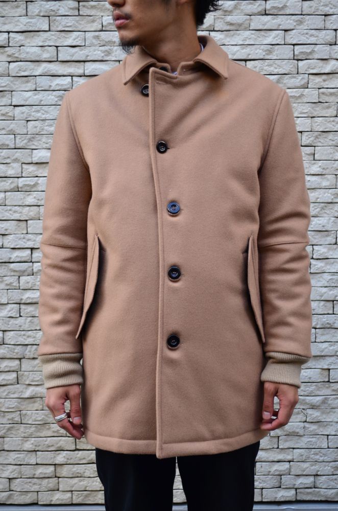 Honnete（オネット）　STAIN COLLAR COATが入荷しました