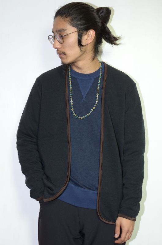 FLISTFIA (フリストフィア) PIPING CARDIGAN [NAVY] が再入荷しました