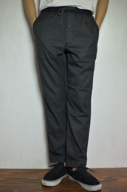 A VONTADE (アボンタージ) Slim Easy Slacks [DK.CHARCOAL]が入荷しました