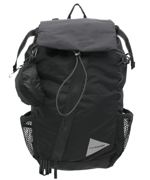 and wander (アンドワンダー) 30L BACKPACK [BLACK]  が入荷しました