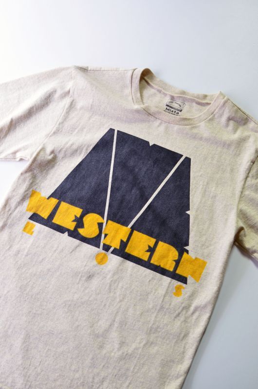 MIXTA (ミクスタ) Mens Basic Crew Print -WESTERN AVE- [OATMEAL] が入荷しました