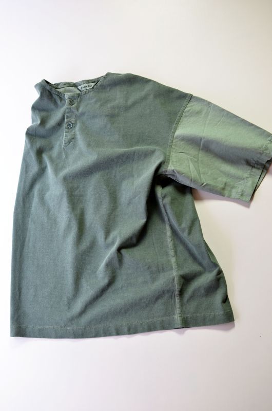 DANA LEE (ダナ・リー) Twill-Sleeved Henley [Formica] が入荷しました