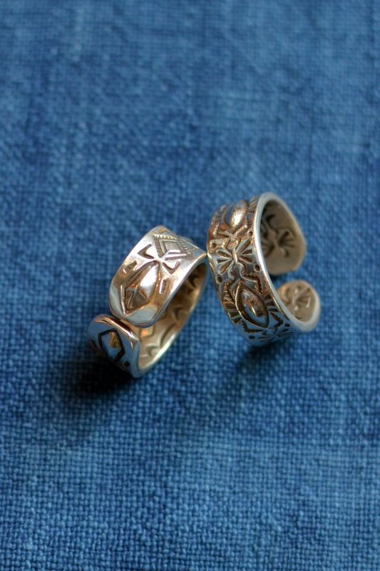 Ray Adakai (レイアダカイ) Double Stamp Ring Open End が入荷しました