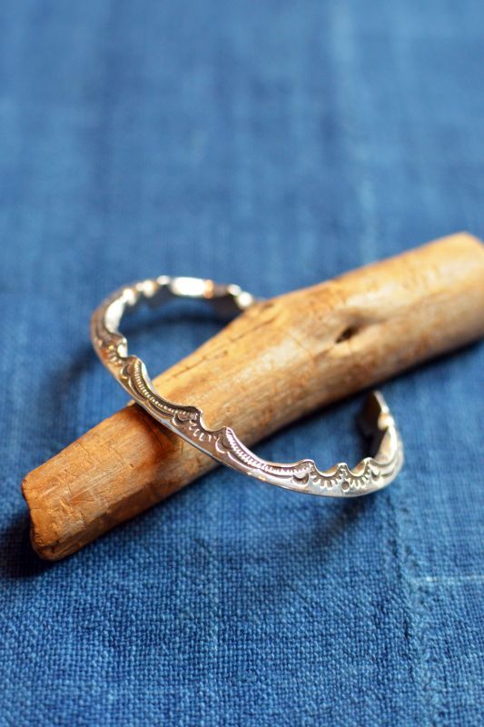 Ray Adakai (レイアダカイ) Zigzag Brac. が入荷しました
