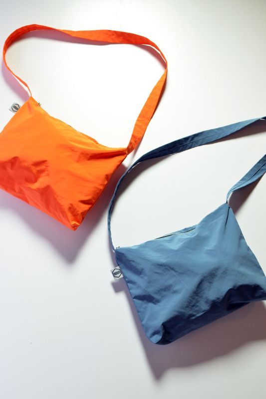 Necessary or Unnecessary (ネセサリー オア アンネセサリー) NOUN SACOCHE [2-colors] が入荷しました