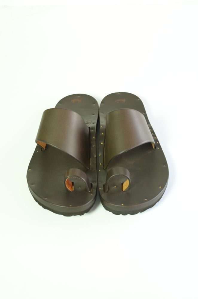 JUTTA NEUMANN (ユッタ ニューマン) ALICE【Brown Latigo】が入荷しました。