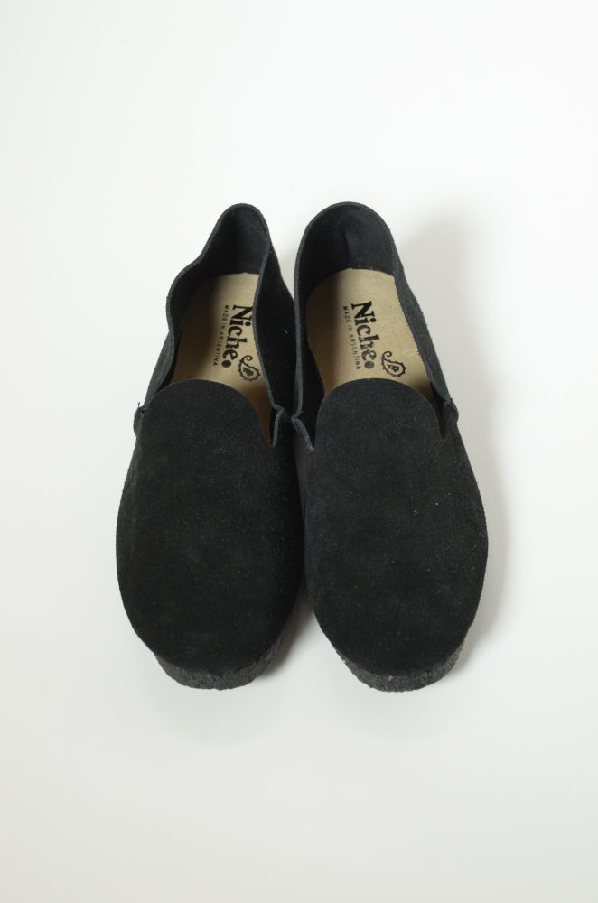 Niche (ニッチ) Marco slip on shoes [BLACK] が入荷しました。