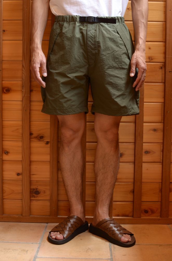 DESCENTE ALLTERRAIN (デサントオルテライン) 6 POCKET ZIP SHORT PANTS[DOLV] が入荷しました。