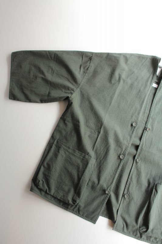 blurhms (ブラームス) Polish Chambray Back Slit Shirt Jacket [Deep Olive] が入荷しました。