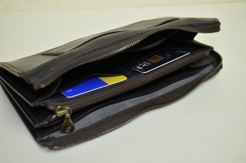 ARTS&CRAFTS (アーツアンドクラフツ) ELBAMATT L-ZIP PURSE [BLACK]