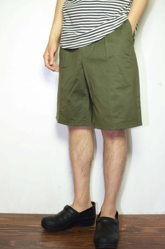 【SALE】CURLY (カーリー) CAVALIER SHORTS [OLIVE]