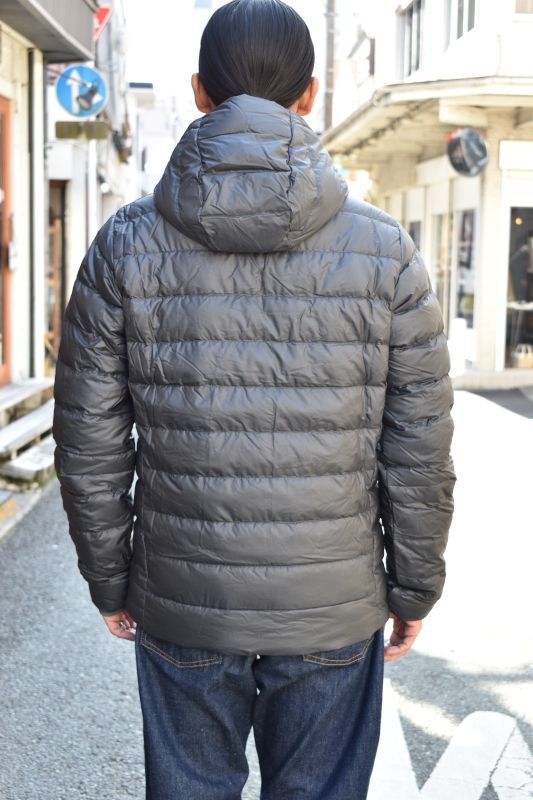 新品未使用 パタゴニア ダウンセーター フーディー www.cicc.ky