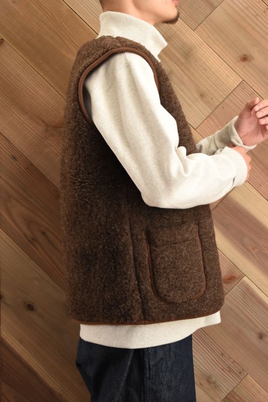 COLD BREAKER(コールドブレイカー) NO COLLAR VEST [BROWN]