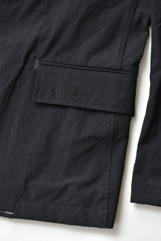 and wander (アンドワンダー) plain tailored stretch jacket [BLACK]