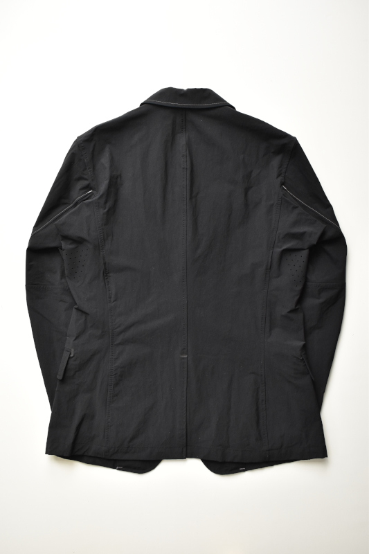 and wander (アンドワンダー) plain tailored stretch jacket [BLACK]