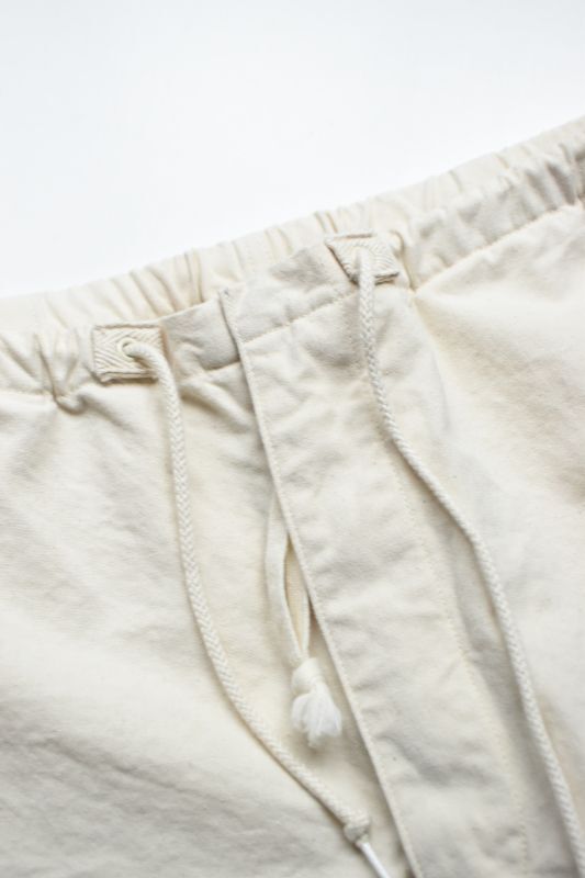 orslow (オアスロウ) LOOSE FIT 3/4 LENGTH ARMY SHORTS [ECRU]