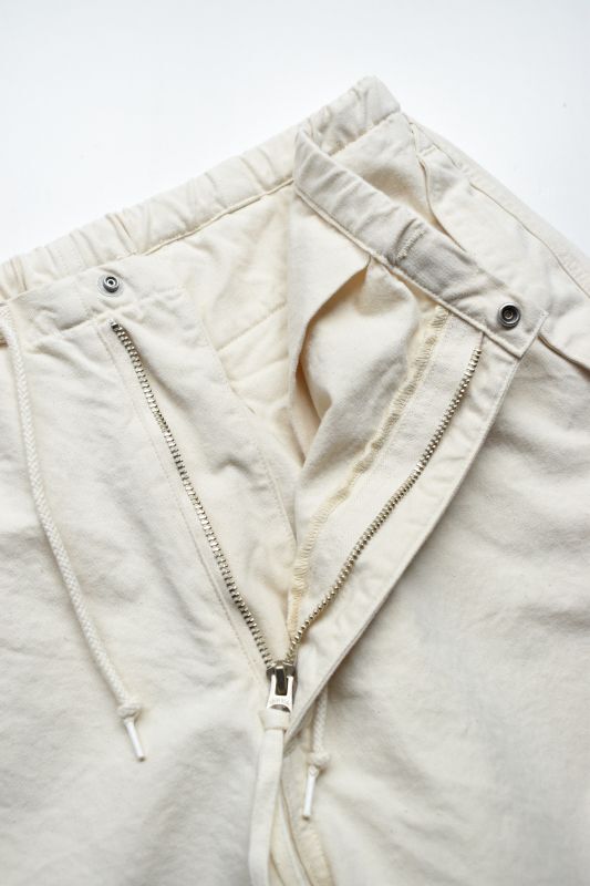 orslow (オアスロウ) LOOSE FIT 3/4 LENGTH ARMY SHORTS [ECRU]