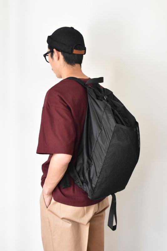 BURLAP OUTFITTER (バーラップアウトフィッター) FOLDING DAY PACK [BLACK]