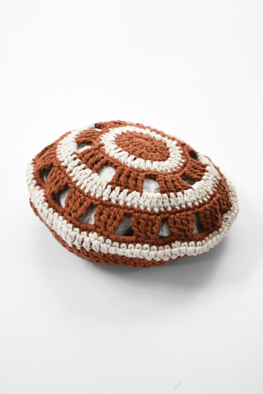 Indietro Association (インディエトロアソシエーション) Openwork Knit Beret [BROWN]