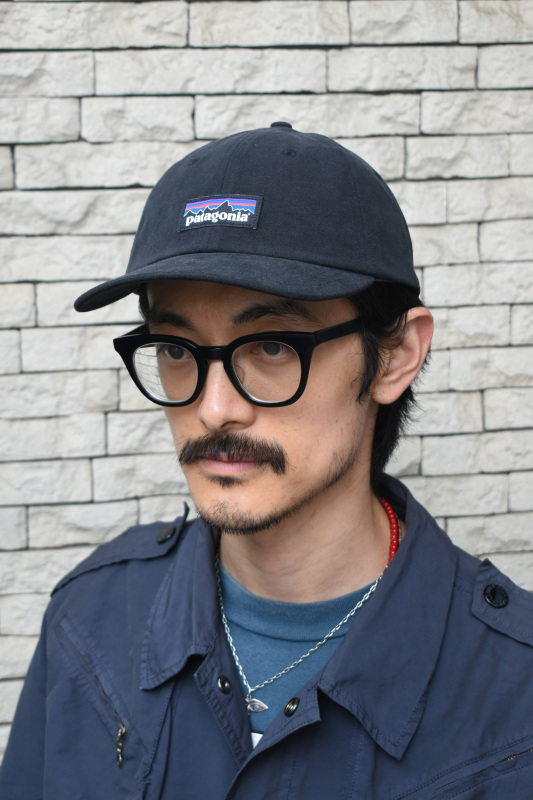 patagonia (パタゴニア) P-6 ラベル・トラッド・キャップ [BLACK]